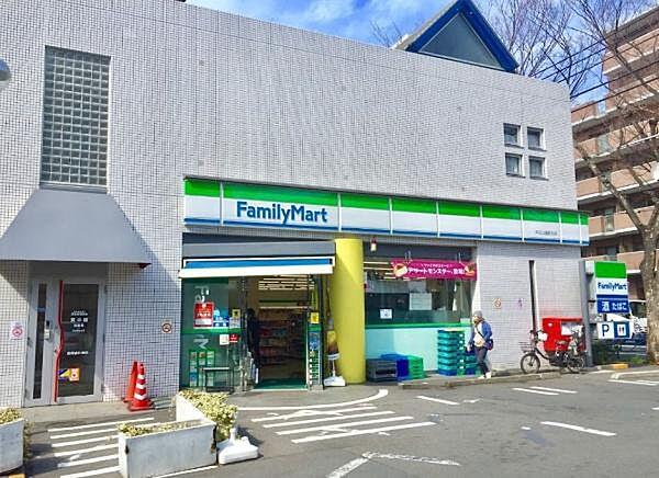 【周辺】ファミリーマート芦花公園駅北店まで328m