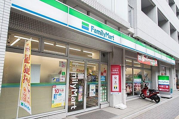 【周辺】ファミリーマート 渋谷笹塚二丁目西店まで172m