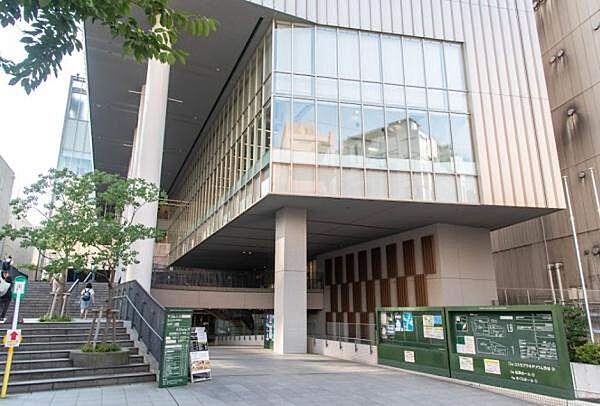 【周辺】渋谷区立こもれび大和田図書館まで1061m