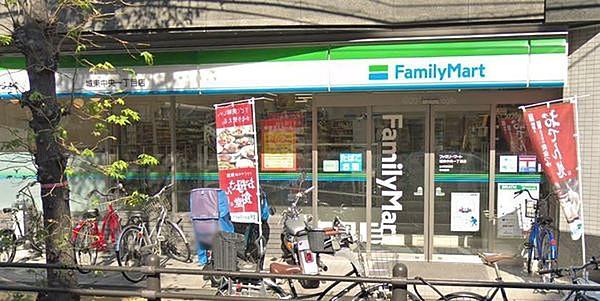 【周辺】ファミリーマート城東中央一丁目店まで219m