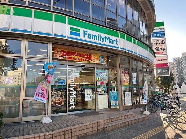 【周辺】ファミリーマート東大曽根町店まで85m