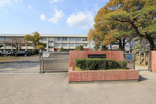 【周辺】渋川小学校まで350m、渋川小学校まで350m(徒歩約5分)