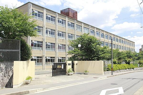 【周辺】京都市立洛西中学校まで550m