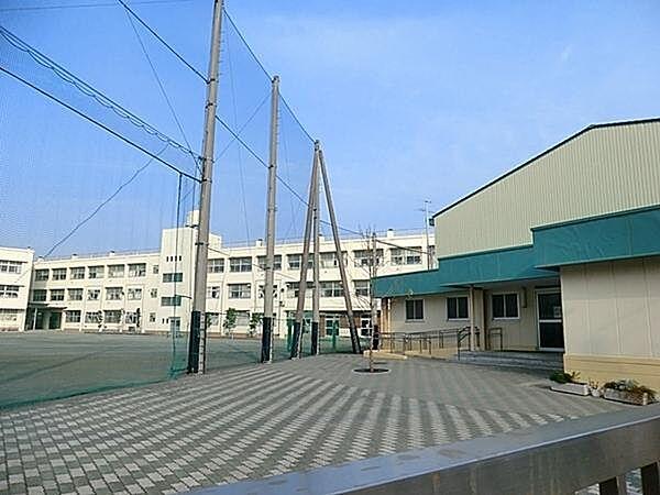 【周辺】横浜市立西本郷中学校まで796m、徒歩約10分です