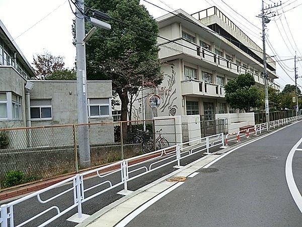 【周辺】横浜市立緑小学校まで959m、徒歩約11分です。