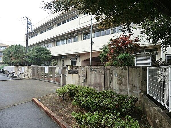 【周辺】横浜市立西寺尾小学校まで597m、徒歩約7分です