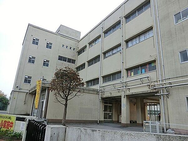【周辺】横浜市立飯島小学校まで679m、徒歩約8分です