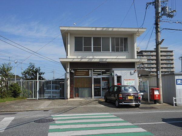 【周辺】彦根岡町郵便局まで244m、彦根口駅前の郵便局です。