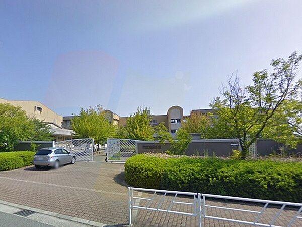 【周辺】貝塚市立二色小学校まで726m