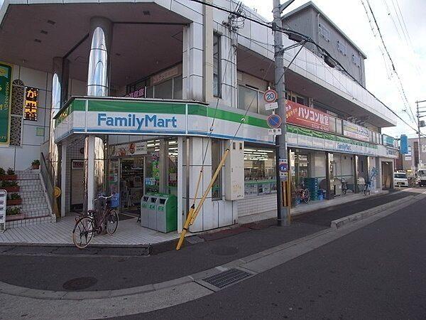 【周辺】ファミリーマート春木駅前店まで690m