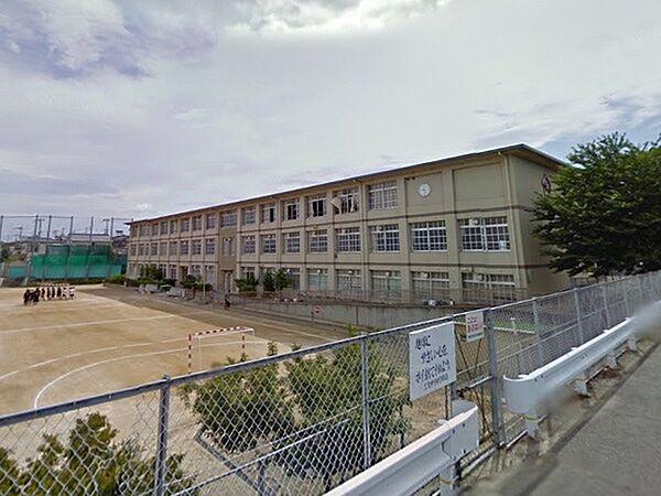 【周辺】岸和田市立土生中学校まで1645m