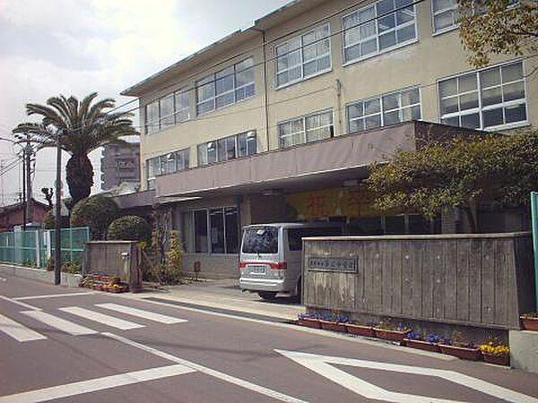 【周辺】貝塚市立第二中学校まで1550m
