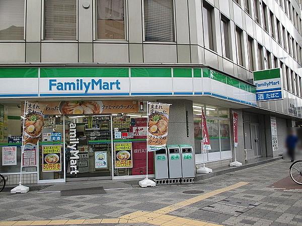 【周辺】ファミリーマート東中島一丁目店 634m