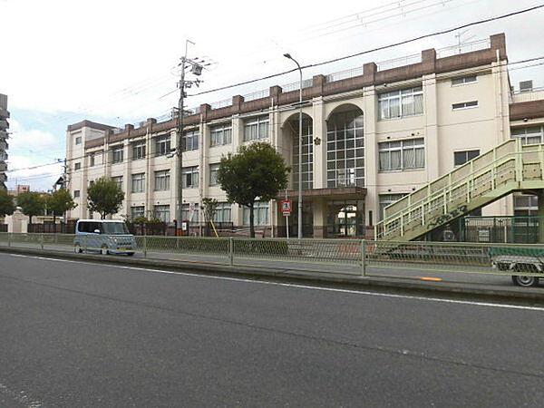 【周辺】大阪市立塚本小学校まで60m
