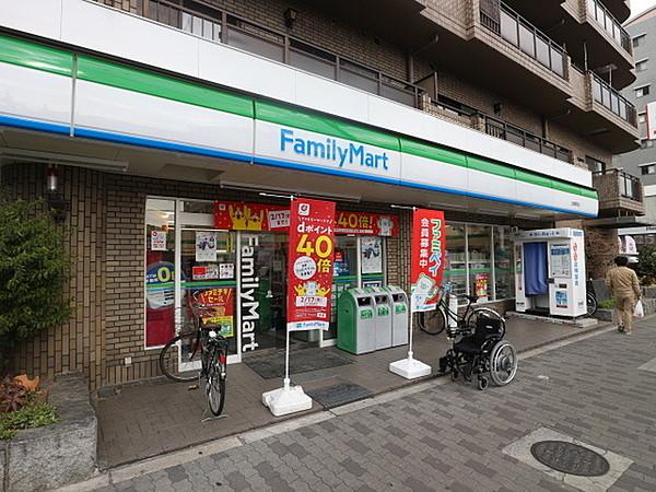 【周辺】ファミリーマート北巽駅西店まで440m