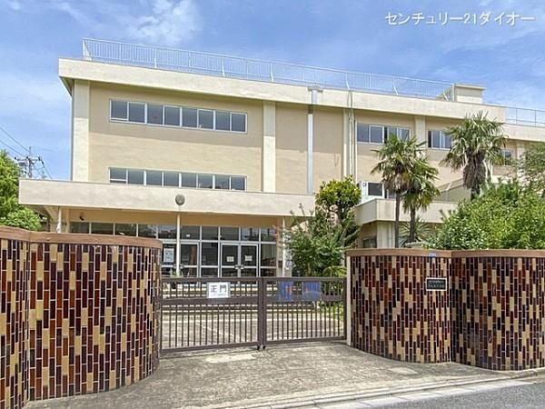 【周辺】葛飾区立中之台小学校まで200m