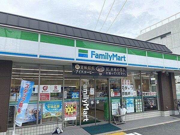 【周辺】ファミリーマート梅津段町店まで122m