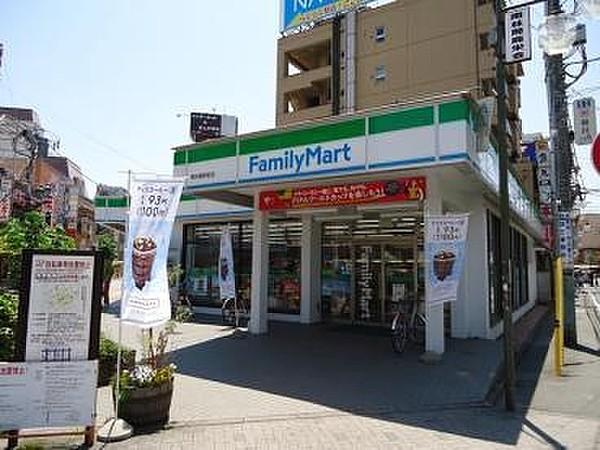 【周辺】ファミリーマート南林間駅前店まで247m、ファミリーマート南林間駅前店