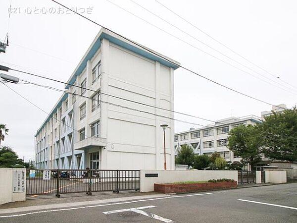 【周辺】藤沢市立湘南台小学校まで1050m