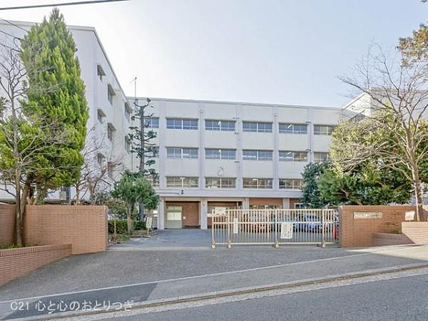 【周辺】横浜市立青葉台中学校まで476m
