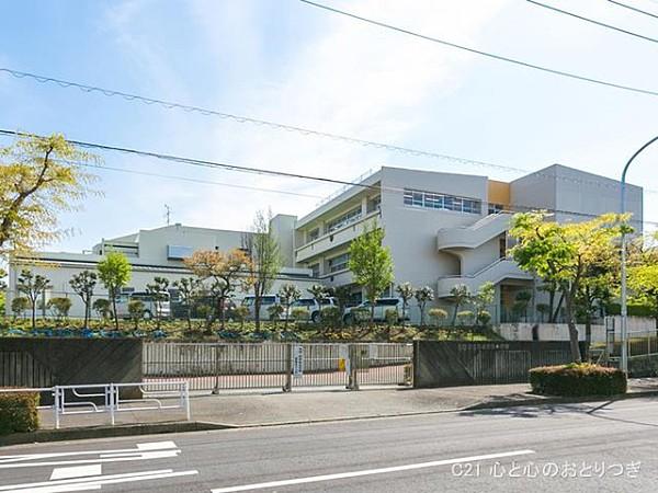 【周辺】横浜市立鴨志田緑小学校まで953m