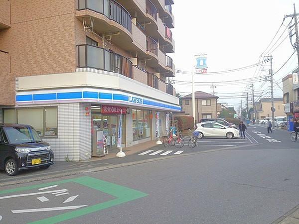 【周辺】ローソン松戸元山駅前店まで200m