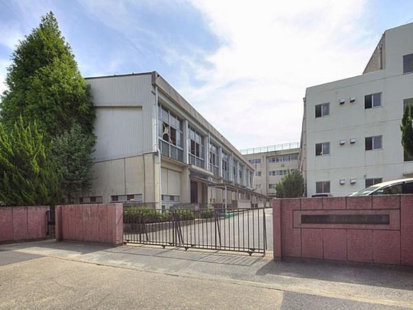 【周辺】松戸市立新松戸南中学校まで1414m