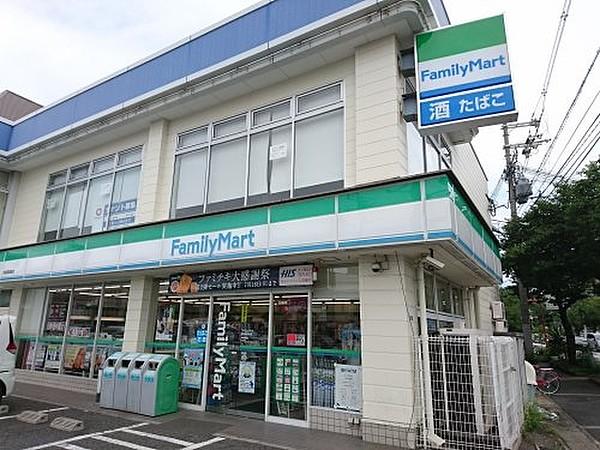 【周辺】ファミリーマート京屋御陵通店まで364m