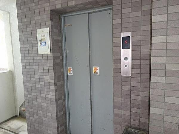 【エントランス】エレベーター！