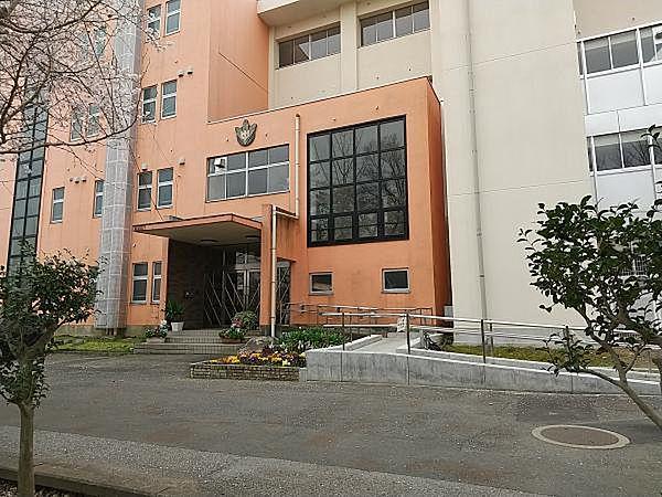 【周辺】千葉市立都賀中学校まで80m