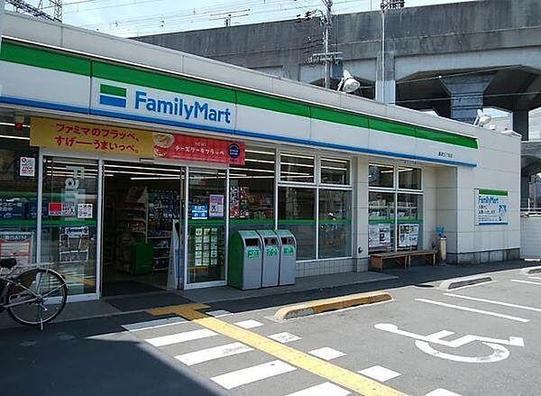 【周辺】ファミリーマート桑津五丁目店まで751m