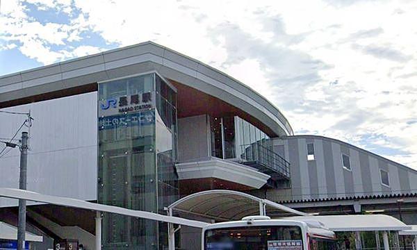 【周辺】長尾駅(JR 片町線)まで882m