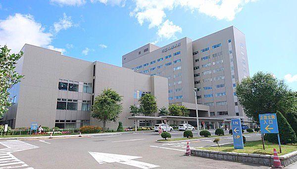 【周辺】市立札幌病院まで917m