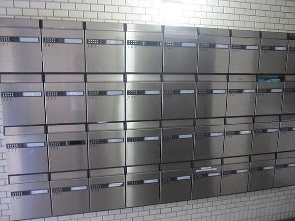 【エントランス】mailBOX