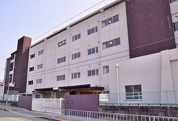 【周辺】池田市立北豊島中学校まで792m