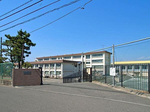 【周辺】茅ヶ崎市立松林中学校まで836m