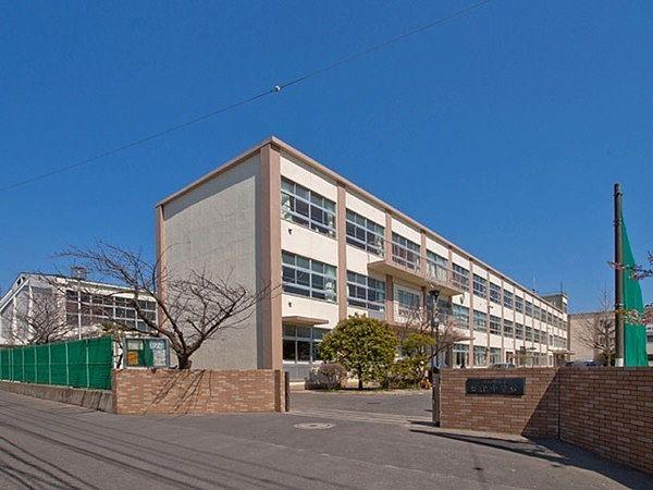 【周辺】松浪中学校まで1162m