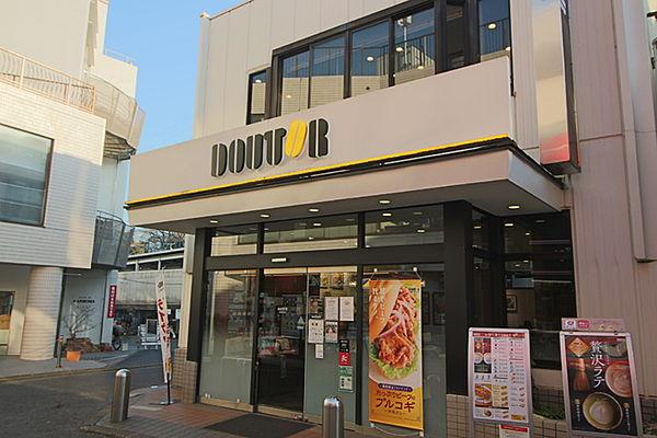 【周辺】ドトールコーヒーショップ生田駅前店まで586m