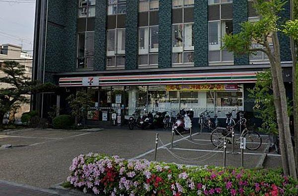 【周辺】セブンイレブン宇治京阪木幡駅前店まで438m