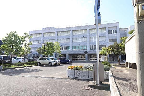 【周辺】新潟市立小針中学校まで1516m