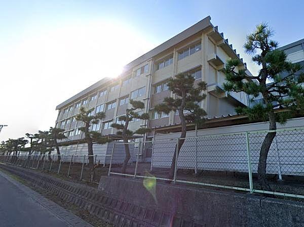 【周辺】新潟市立大形中学校まで833m