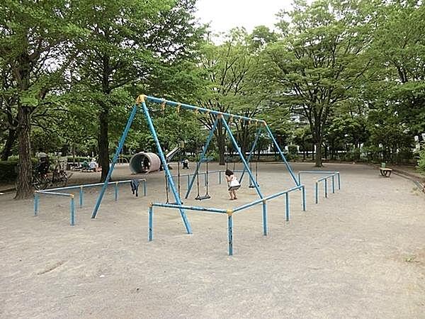 【周辺】新松戸中央公園まで822m