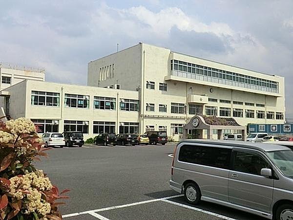 【周辺】川口市立元郷中学校まで771m