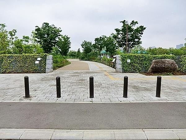 【周辺】合併記念見沼公園まで1099m