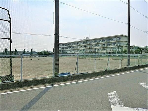 【周辺】三芳町立三芳東中学校まで760m