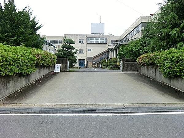 【周辺】東松山市立新宿小学校まで762m