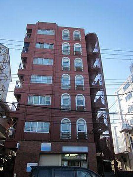 【外観】鉄筋コンクリート造7階建て4階