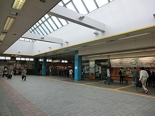 【周辺】新所沢駅(西武 新宿線)まで672m