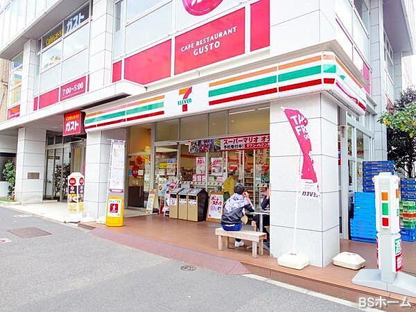 【周辺】セブンイレブン新宿左門町店まで240m