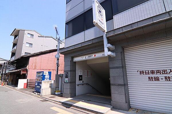 【周辺】二条城前駅(京都地下鉄 東西線)まで613m
